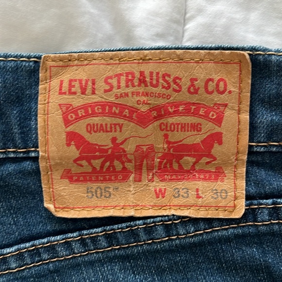 505 Regular Fit Men’s Jeans | Levi’s | 33 x 30 - Picture 3 of 3